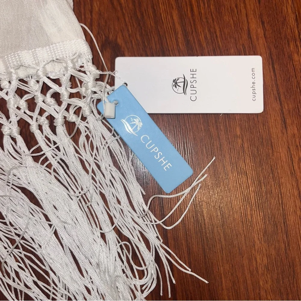 Cupshe Cream Fringe Halter Beach Cover-Up - Picture 4 of 9